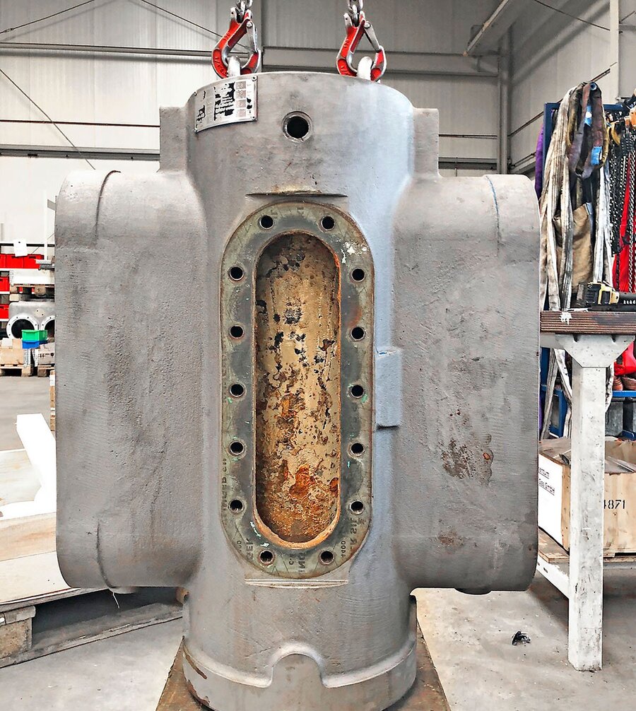 Old cylinder before repair at Burckhardt Compression Germany’s Service Center