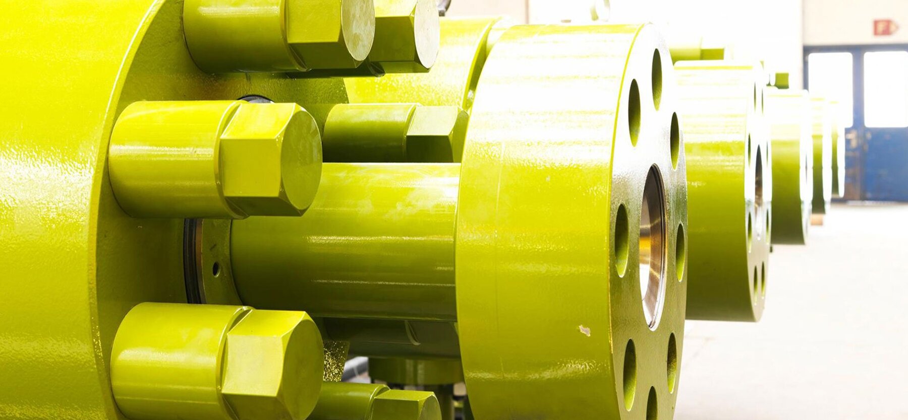 Hyper compressor manufacturing close up