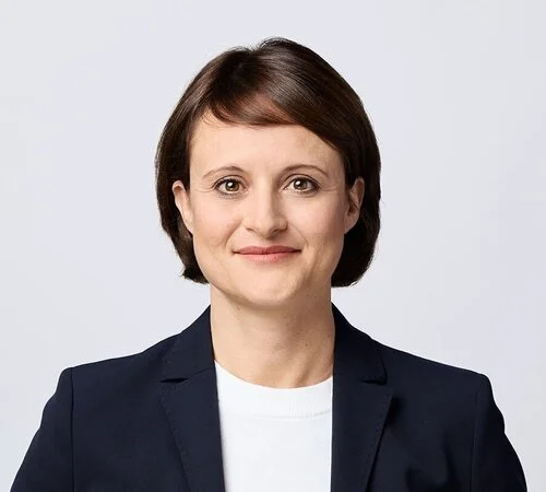 Vanessa Valentin, Chief Human Resources Officer