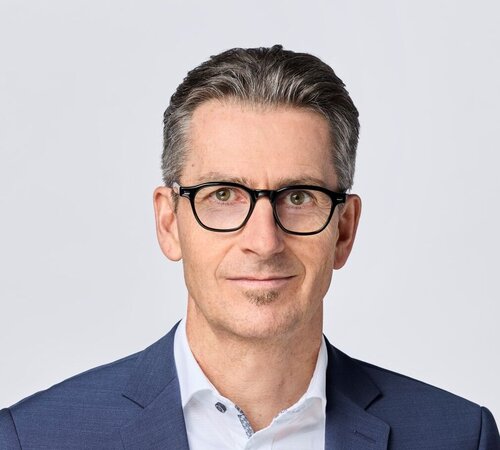 Martin Zinng, President Services Division
