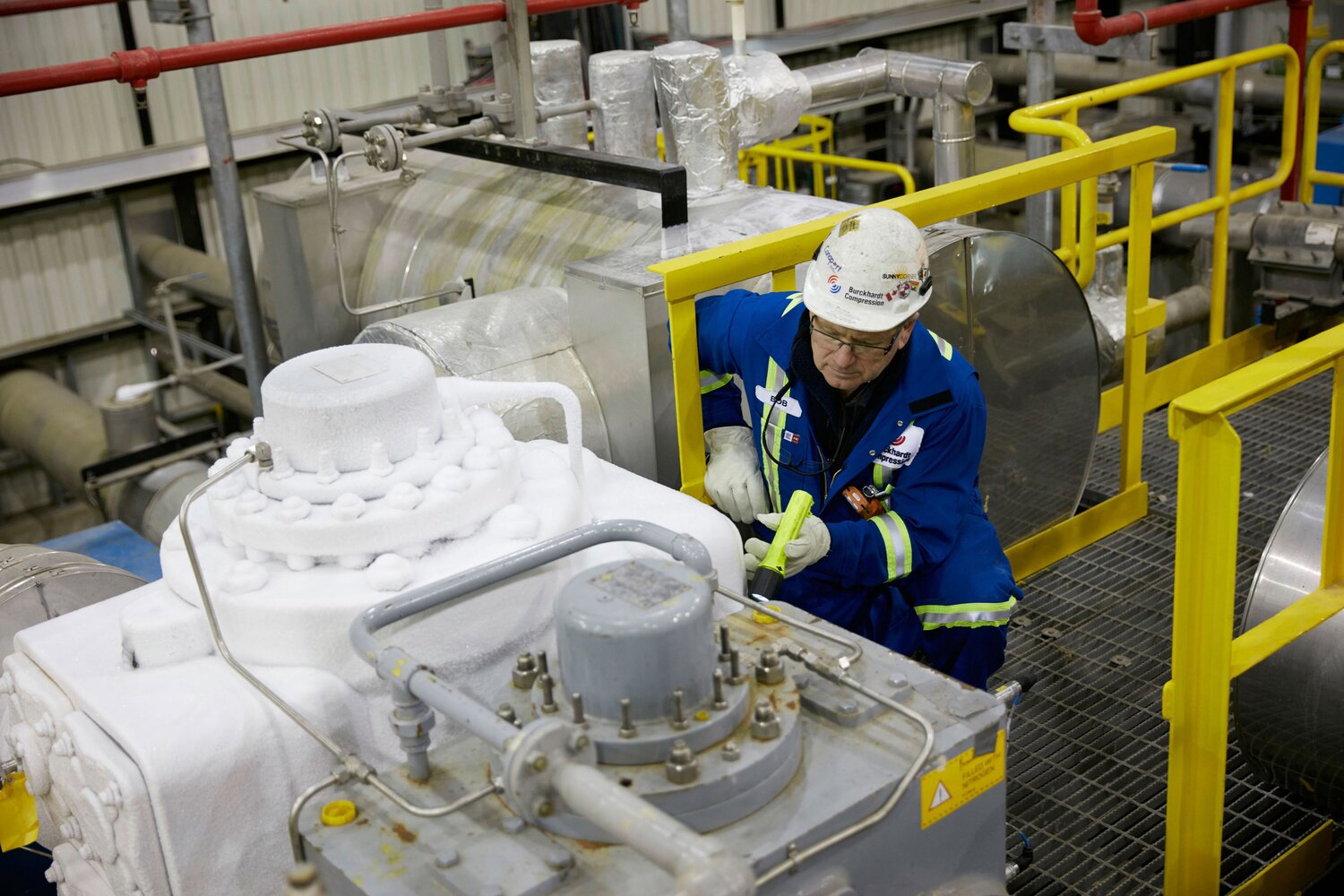 Laby compressor field service activities, Canaport LNG, Canada