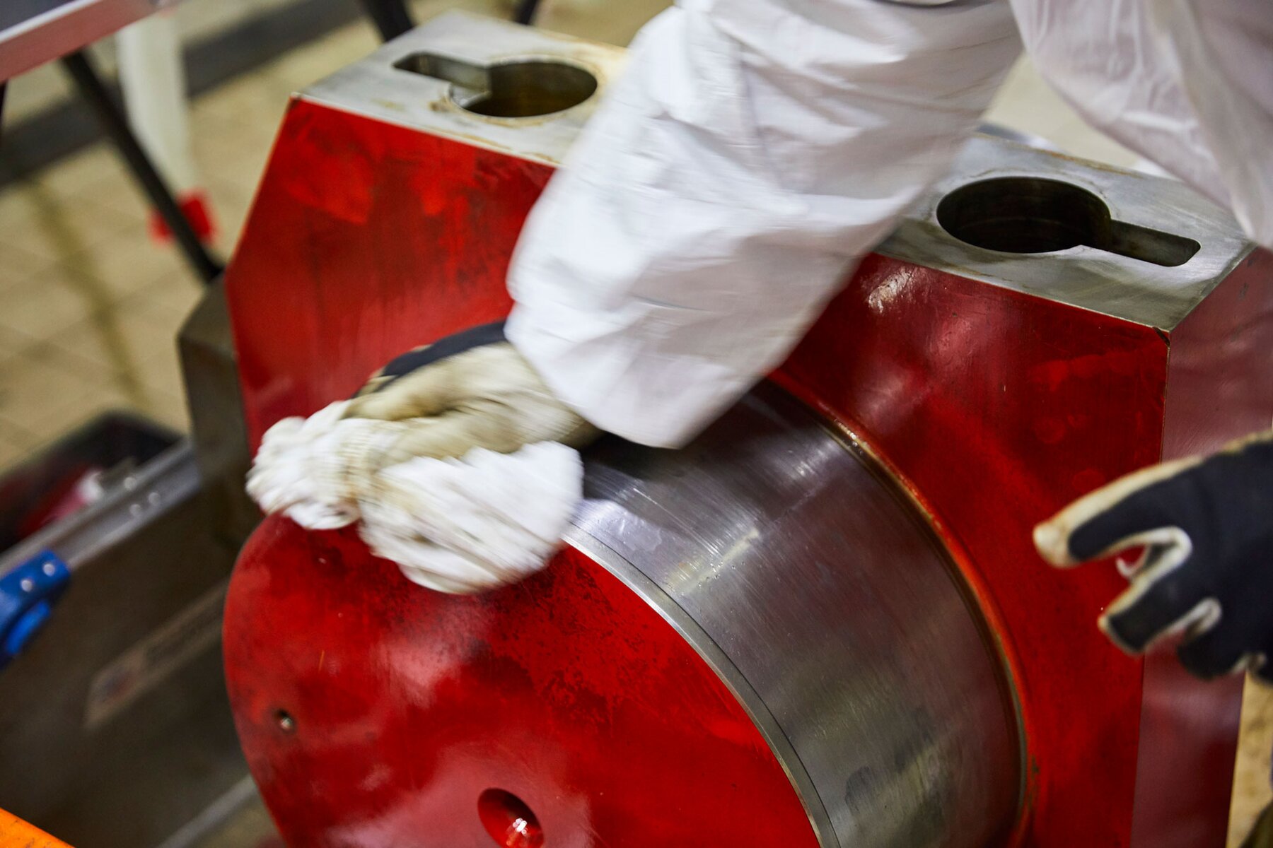 Repair of hyper compressor