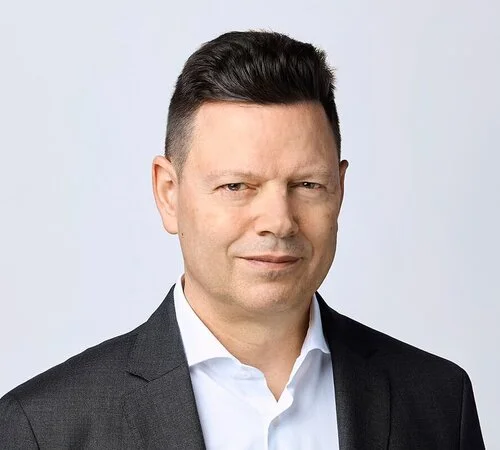 Rolf Braendli, Chief Financial Officer
